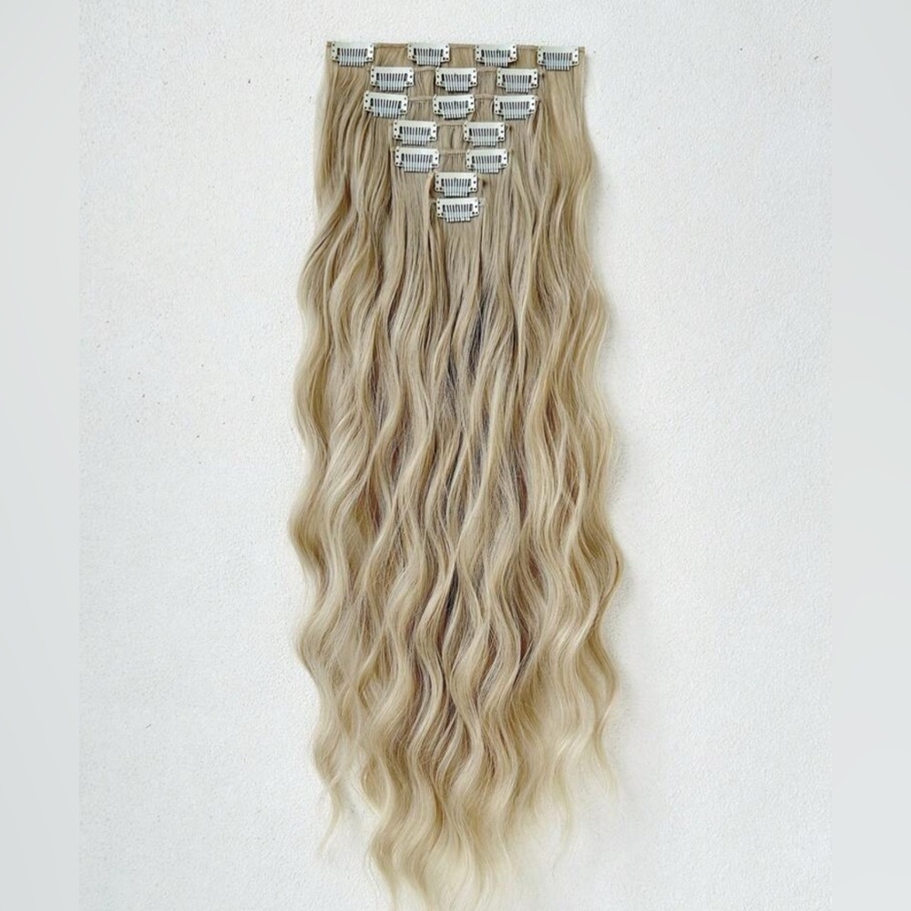 Human hair blend 24 In Clip in light Ash  Blonde Wavy Hair Extensions